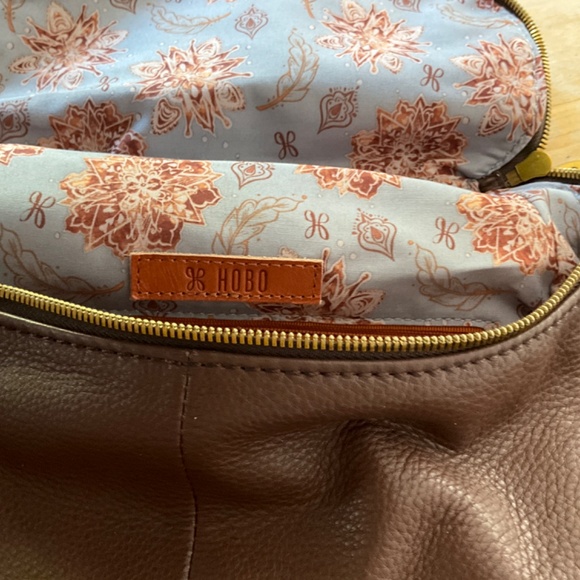 HOBO RIVER BACKPACK IN WALNUT PEBBLED BROWN/EXQUISITE ONLY USED ONCE - Picture 9 of 15